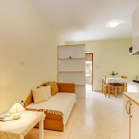 Apartment Irena Mali Losinj