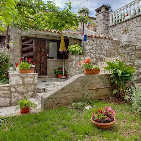 Apartment Irena